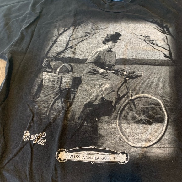Rare Stanley Desantis Vintage Wizard of OZ T-Shirt - Picture 3 of 6